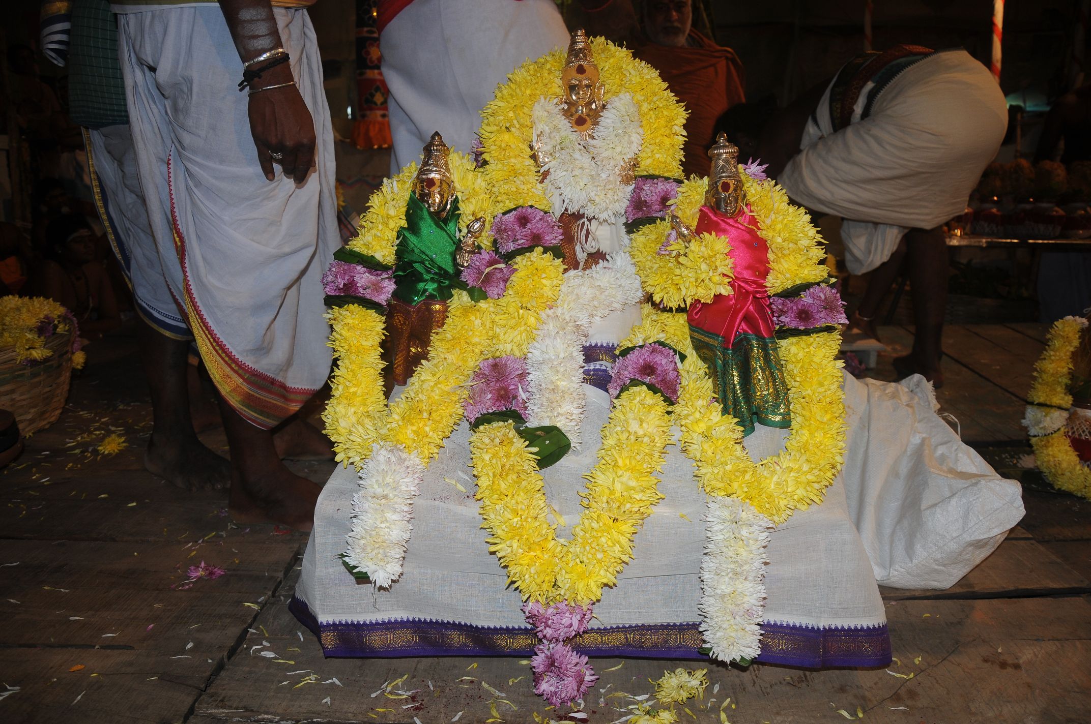 పల్లకీ సేవ